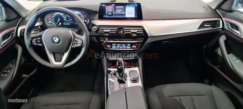 BMW Serie 5 530dA xDrive Touring de 2019 con 23.000 Km por 39.900 EUR. en Castellon