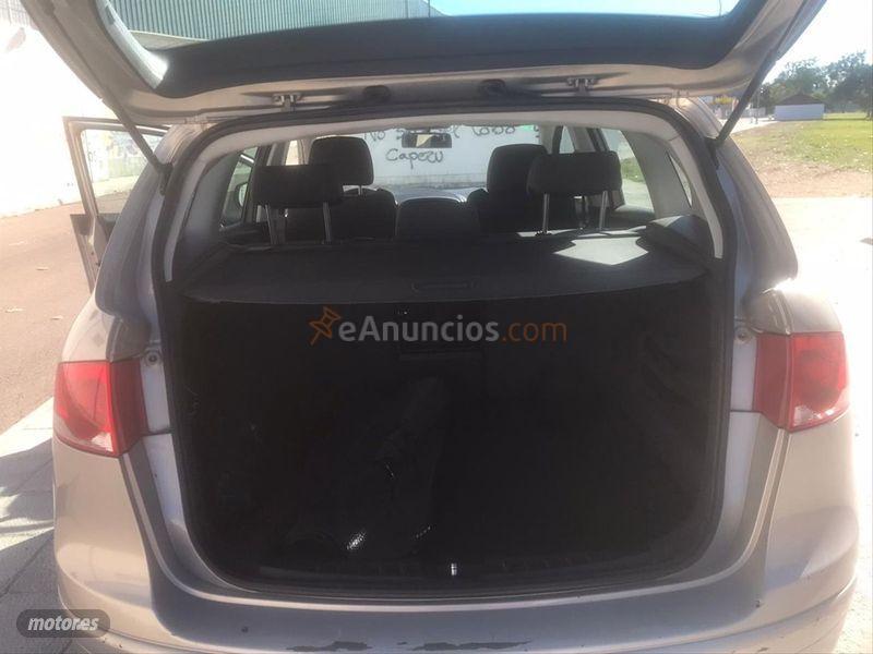 Seat Altea XL 1.6 102cv GLP Reference de 2012 con 290.000 Km por 3.600 EUR. en Badajoz