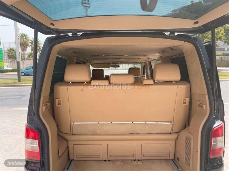 Volkswagen Multivan 2.5 TDI 174cv Highline de 2007 con 320.000 Km por 14.990 EUR. en Jaen