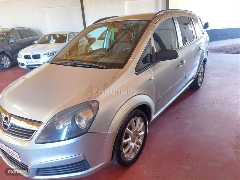 Opel Zafira Cosmo 1.9 CDTi 8v 120 CV de 2006 con 244.000 Km por 1.999 EUR. en Badajoz
