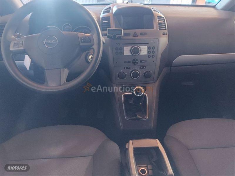 Opel Zafira Cosmo 1.9 CDTi 8v 120 CV de 2006 con 244.000 Km por 1.999 EUR. en Badajoz