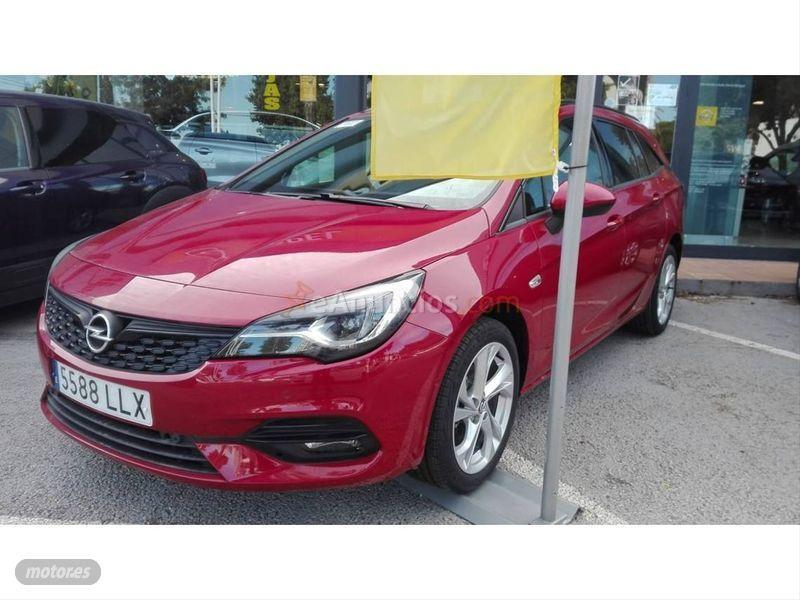 Opel Astra 1.2T SHT 96kW 130CV GS Line ST de 2020 con 7.950 Km por 18.300 EUR. en Alicante
