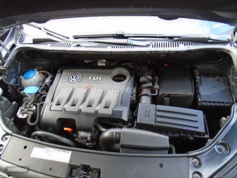 Volkswagen Touran 1.6 TDI 105cv Advance Bluemotion Tech de 2013 con 188.000 Km por 10.990 EUR. en Vizcaya