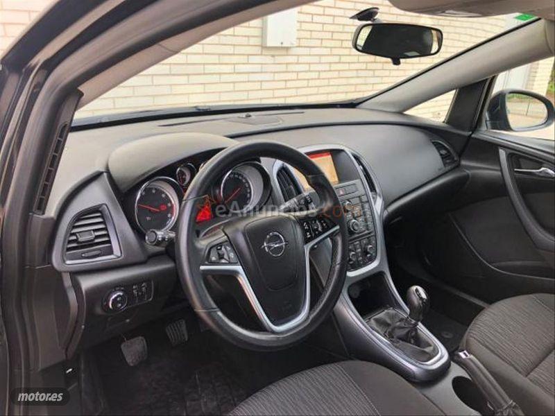 Opel Astra 1.6 CDTi SS 110 CV Selective ST de 2015 con 94.780 Km por 10.900 EUR. en Lleida