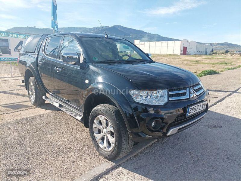 Mitsubishi L 200 DC 250 DID MPro de 2015 con 120.000 Km por 19.800 EUR. en Jaen
