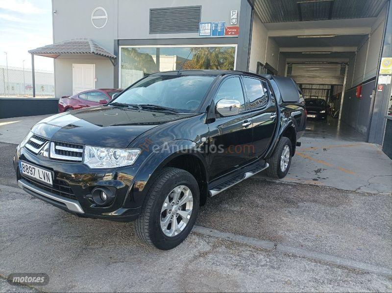 Mitsubishi L 200 DC 250 DID MPro de 2015 con 120.000 Km por 19.800 EUR. en Jaen