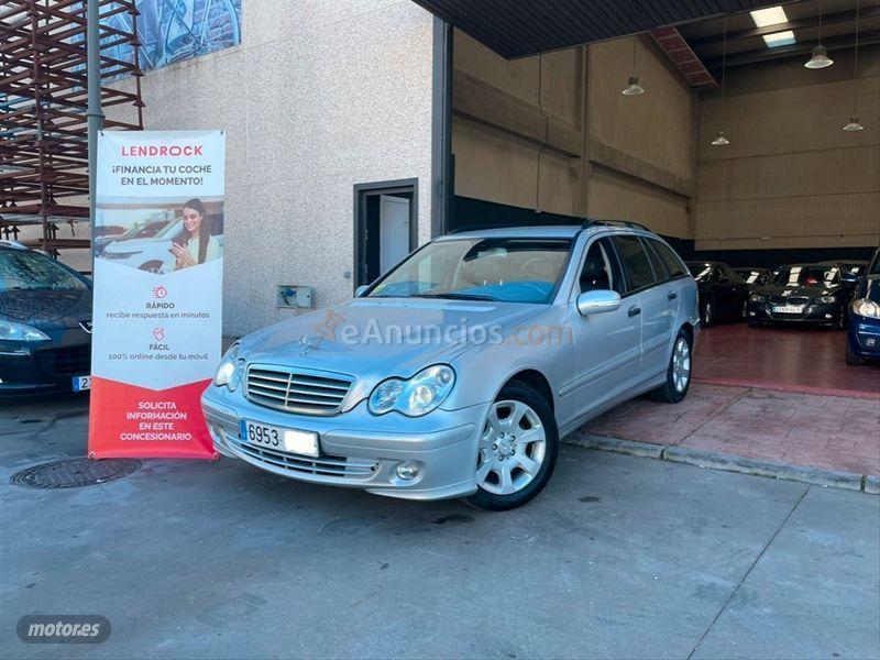 Mercedes Clase C C 220 CDI Elegance Familiar de 2007 con 304.000 Km por 4.490 EUR. en Madrid