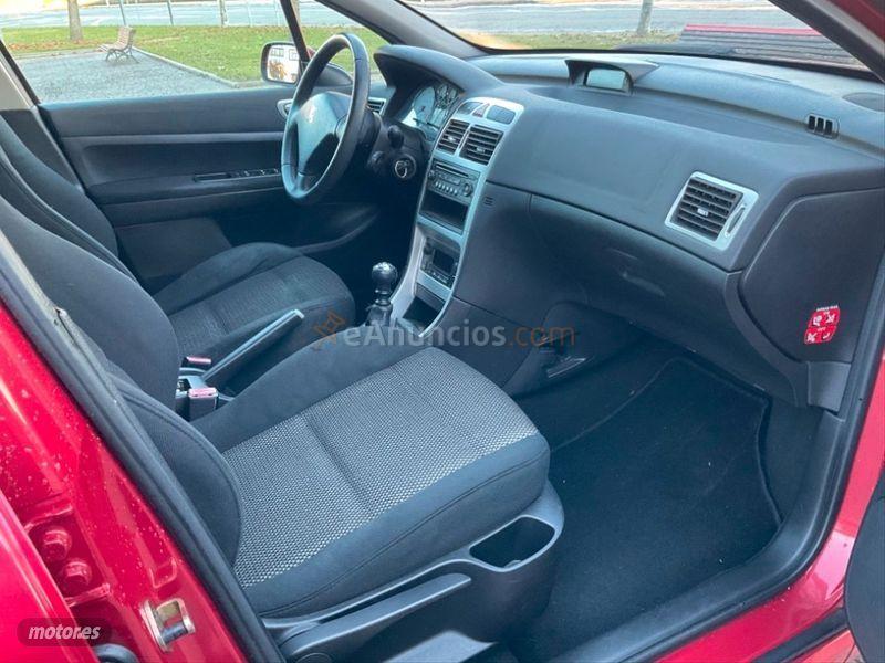 Peugeot 307 SW 2.0 HDi 136 Pack de 2006 con 330.000 Km por 2.500 EUR. en Navarra