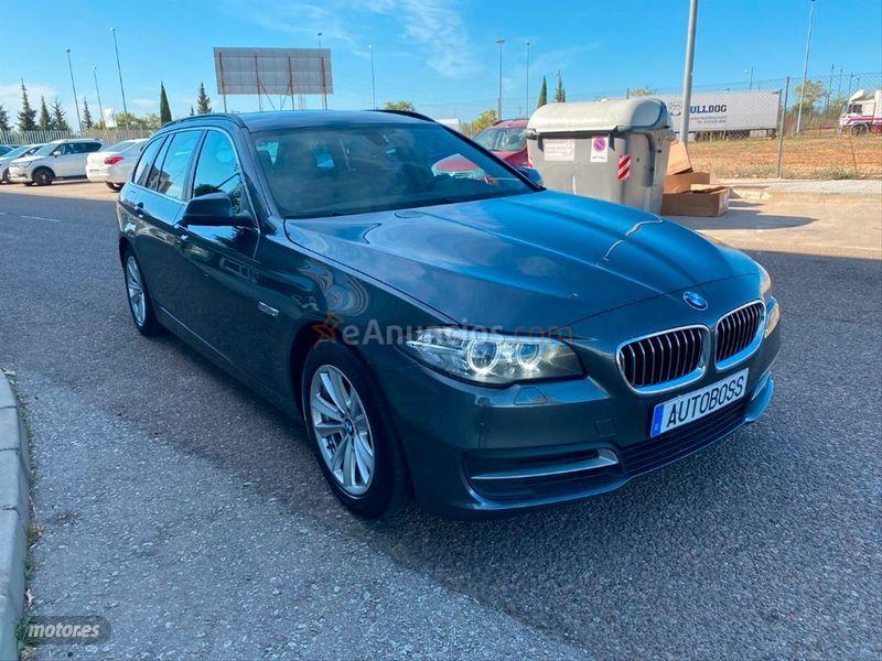 BMW Serie 5 518d Touring de 2016 con 99.000 Km por 18.990 EUR. en Sevilla