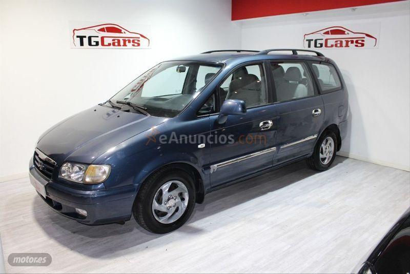 Hyundai Trajet 2.0 16v GLS de 2006 con 230.000 Km por 4.490 EUR. en Barcelona