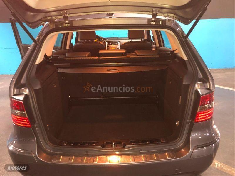 Mercedes Clase B B 200 CDI de 2010 con 213.000 Km por 7.990 EUR. en Madrid