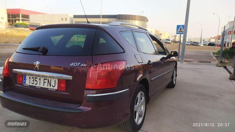 Peugeot 407 SW Premium HDI 136 de 2008 con 227.000 Km por 2.700 EUR. en Palencia