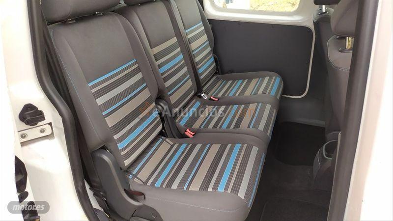 Volkswagen Caddy Kombi PRO 1.6 TDI 75cv BMT 5pl de 2014 con 160.000 Km por 9.900 EUR. en Cordoba
