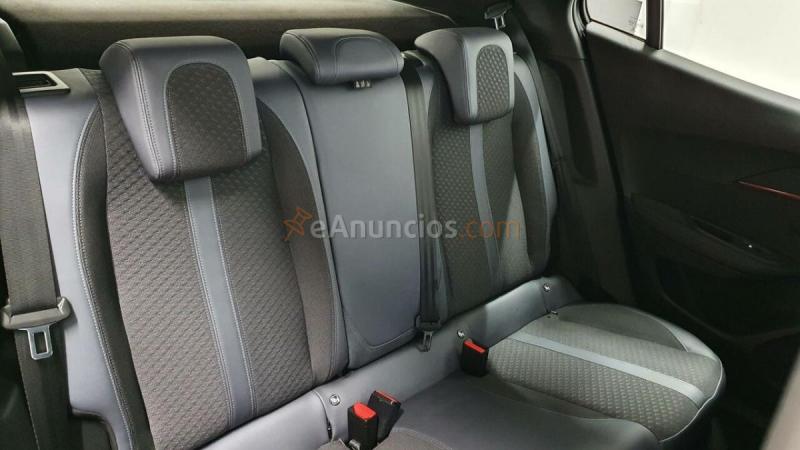 Peugeot 2008   BlueHDI 100 S&S BVM6 Allure