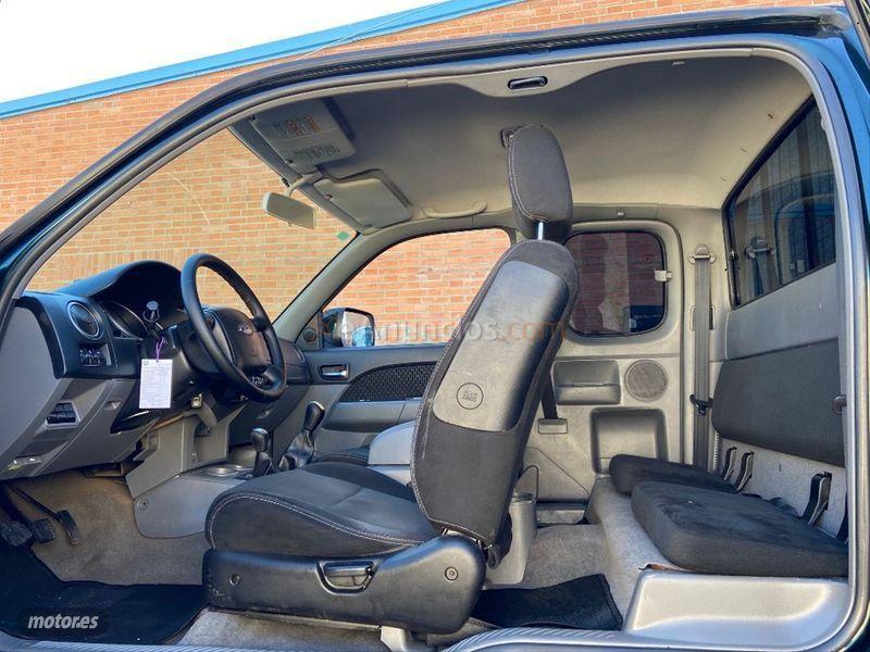 Ford Ranger 2.5 TDCi 4x4 Doble Cabina XLT de 2011 con 79.000 Km por 16.900 EUR. en Madrid