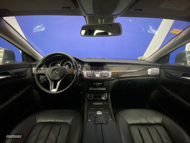 Mercedes Clase CLS CLS 350 CDI 4MATIC BE Shooting Brake de 2013 con 255.970 Km por 18.999 EUR. en Malaga