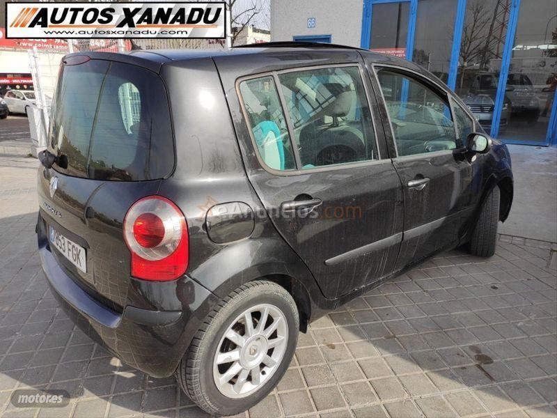Renault Modus Dynamique 1.5dCi85 de 2007 con 130.000 Km por 3.600 EUR. en Madrid