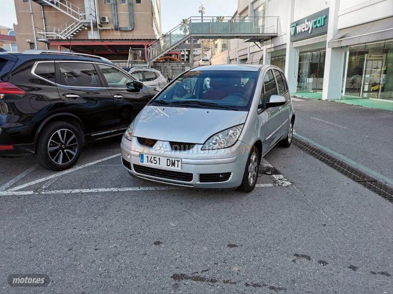 Mitsubishi Colt 1.3 16v Inform de 2005 con 130.000 Km por 2.900 EUR. en Barcelona