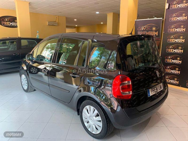 Renault Grand Modus Evolution dCi 90 eco2 de 2012 con 120.000 Km por 5.450 EUR. en Valencia