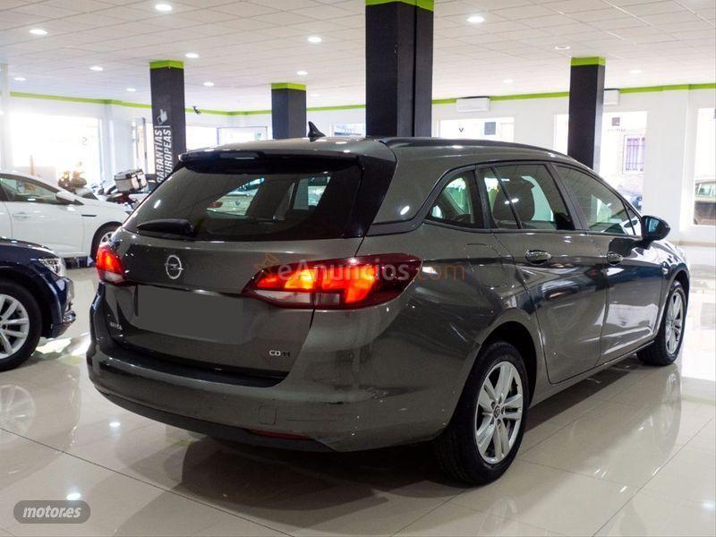 Opel Astra 1.6 CDTi 110 CV Business ST de 2016 con 124.883 Km por 9.900 EUR. en Madrid