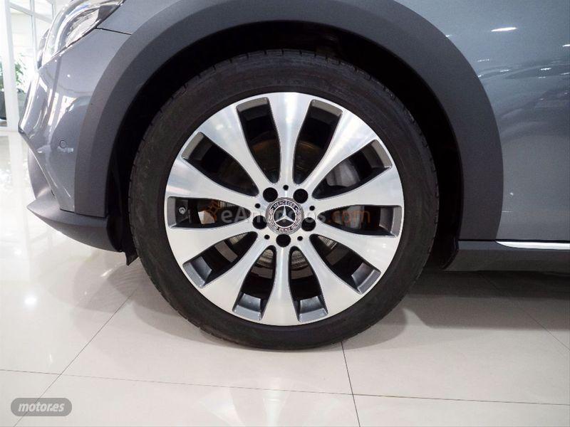 Mercedes Clase E E 220 d 4MATIC AllTerrain Estate de 2018 con 99.800 Km por 38.900 EUR. en Sevilla