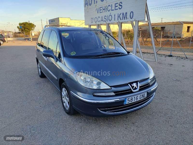 Peugeot 807 Premium 2.0 HDI 120 de 2009 con 270.000 Km por 6.000 EUR. en Tarragona