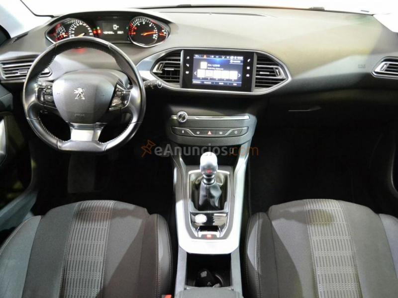 Peugeot 308 5p Allure 1.5 BlueHDi 96KW (130CV)