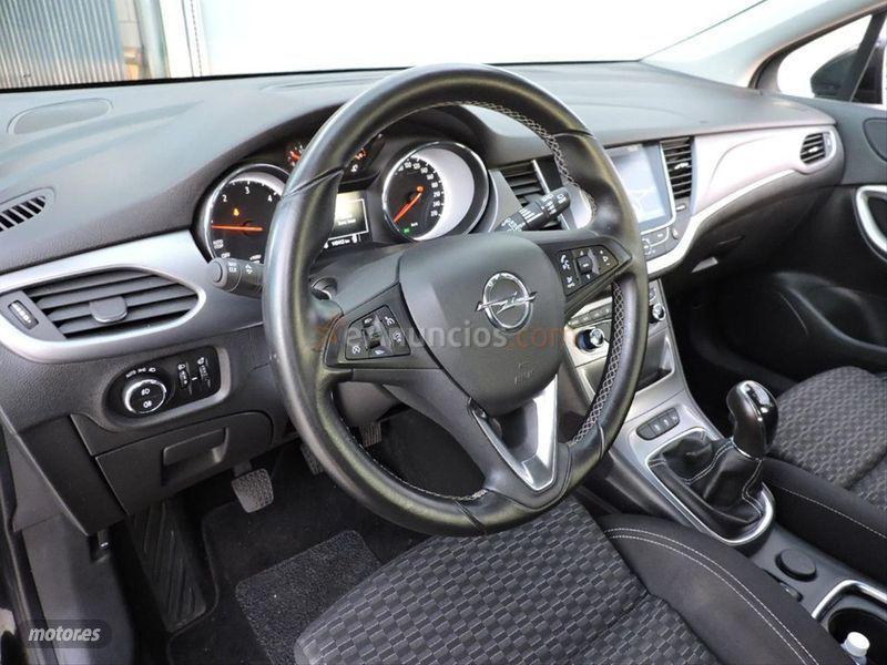 Opel Astra 1.6 CDTi 81kW 110CV Business  ST de 2017 con 140.368 Km por 10.800 EUR. en La Rioja
