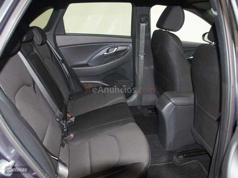 Hyundai i30 i30 1.6CRDi Tecno 116 de 2020 con 21.030 Km por 19.900 EUR. en Cadiz