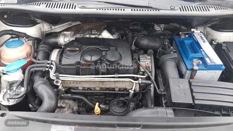 Volkswagen Caddy Kombi 1.9 TDI 75cv 7 plazas de 2007 con 290.000 Km por 4.250 EUR. en Avila