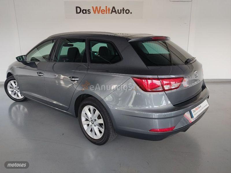 Seat Leon ST 1.6 TDI 85kW 115CV StSp Style Plus de 2017 con 121.000 Km por 13.990 EUR. en Barcelona