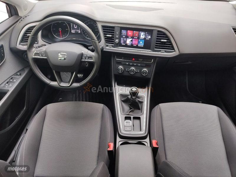 Seat Leon ST 1.6 TDI 85kW 115CV StSp Style Plus de 2017 con 121.000 Km por 13.990 EUR. en Barcelona