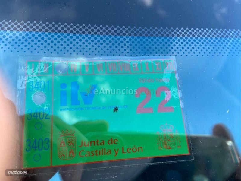 Peugeot 807 SR Pack 2.0 HDI de 2004 con 273.000 Km por 2.990 EUR. en Madrid