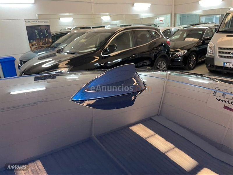 BMW Serie 3 318d Touring de 2017 con 129.000 Km por 15.800 EUR. en Madrid