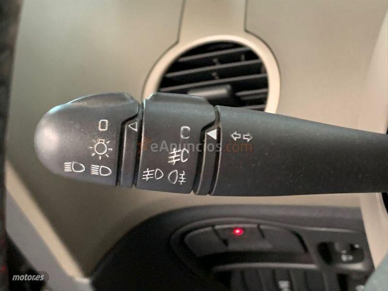 Renault Espace Authentique 1.9 dCi de 2006 con 161.144 Km por 3.900 EUR. en Sevilla