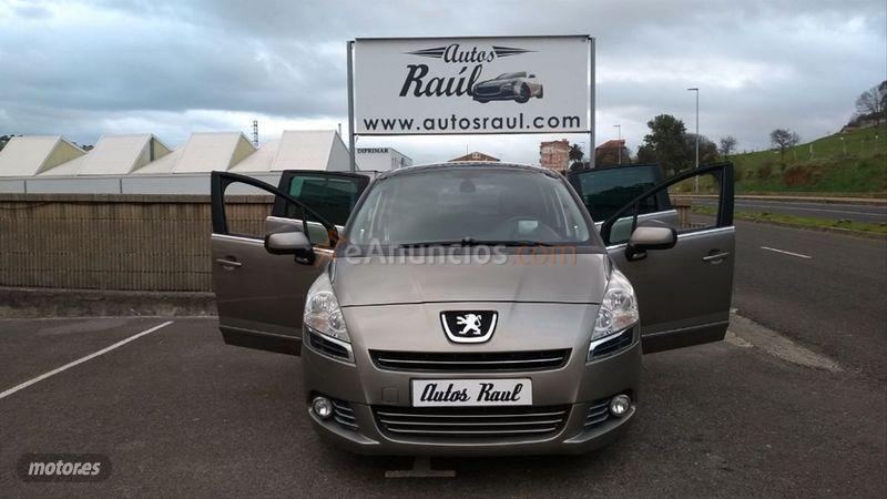 Peugeot 5008 Access 1.6 HDI 112 FAP de 2011 con 164.000 Km por 9.900 EUR. en Cantabria