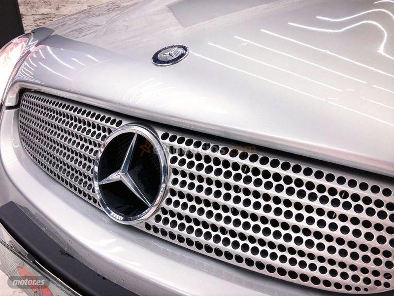 Mercedes Clase SLK SLK 320 de 2002 con 147.000 Km por 7.500 EUR. en Barcelona