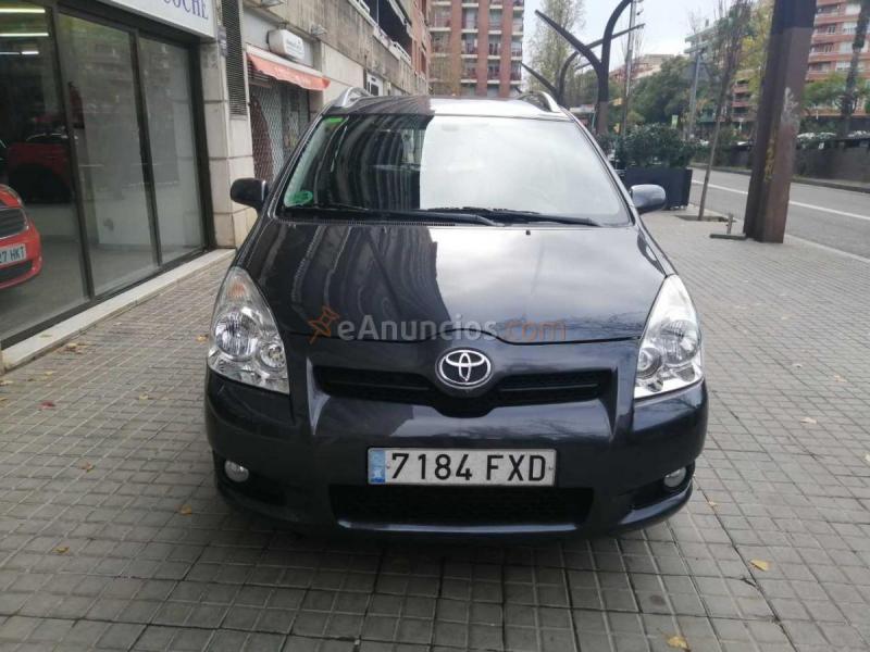 Toyota Corolla Verso 1.8 VVTi Luna 