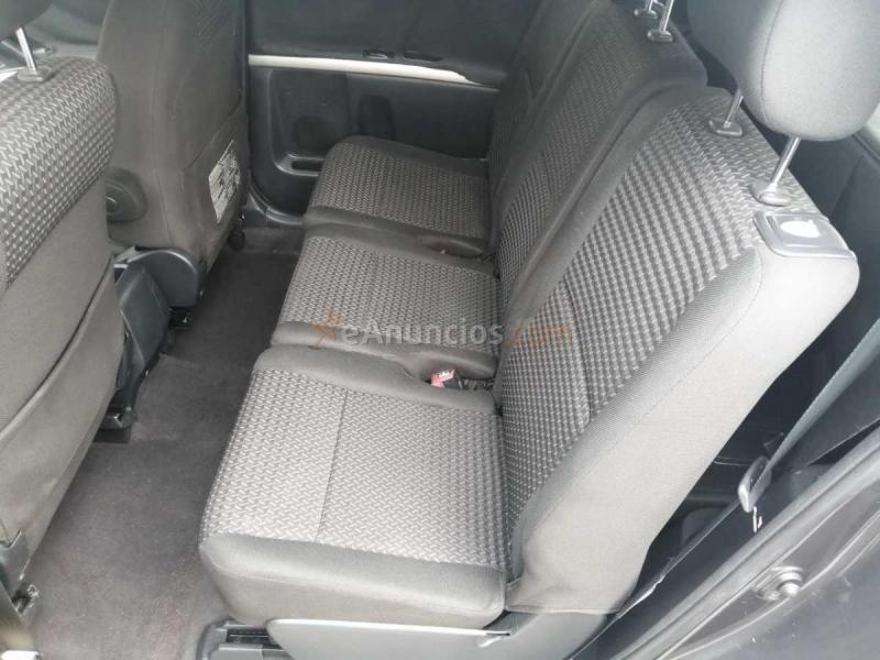 Toyota Corolla Verso 1.8 VVTi Luna 