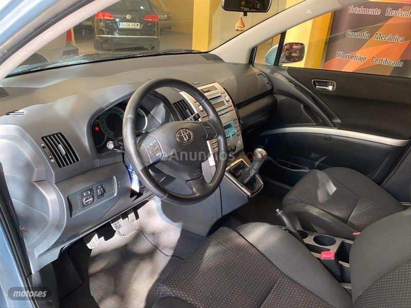 Toyota Corolla Verso 1.8 VVTi Luna de 2008 con 190.000 Km por 5.199 EUR. en Valencia