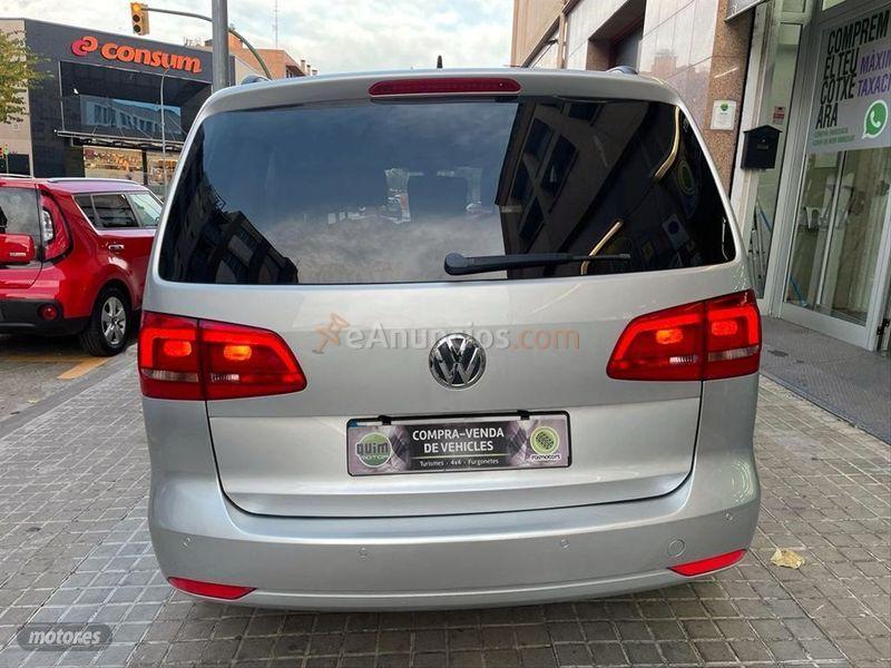Volkswagen Touran 1.6 TDI 105cv DSG Edition de 2013 con 162.000 Km por 10.990 EUR. en Barcelona