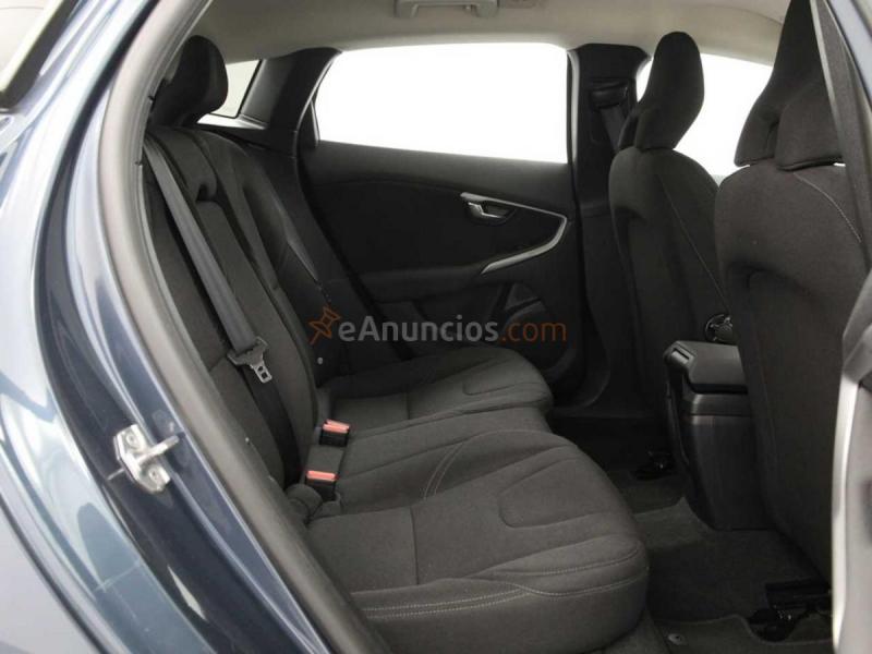 VOLVO V40 2.0 D2 KINETIC 5P -