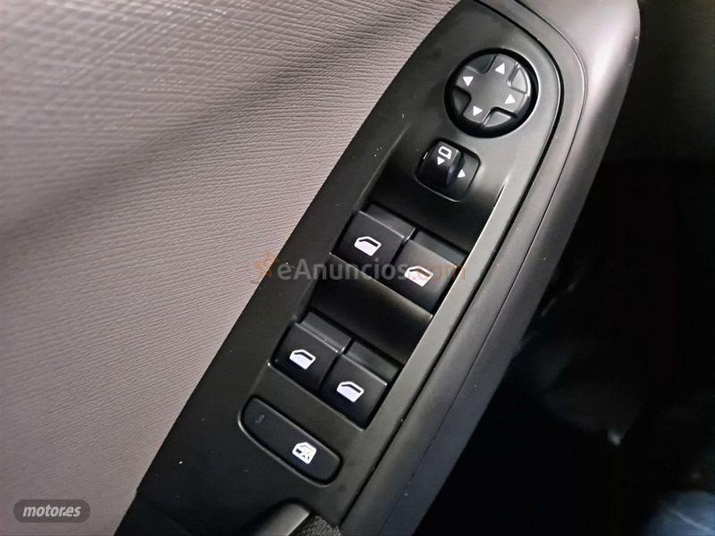 Citroen Grand C4 Spacetourer PureTech 96KW 130CV SS 6v Live de 2018 con 10.400 Km por 20.400 EUR. en Pontevedra