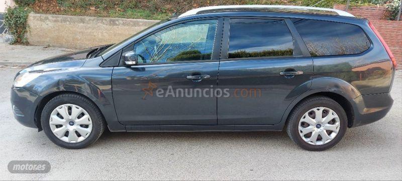 Ford Focus 1.6 TDCi 109 Trend Sportbreak de 2010 con 214.000 Km por 2.800 EUR. en Barcelona