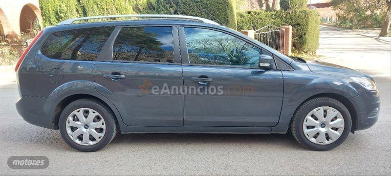 Ford Focus 1.6 TDCi 109 Trend Sportbreak de 2010 con 214.000 Km por 2.800 EUR. en Barcelona