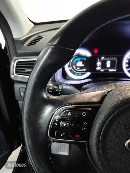 Kia Niro Niro 1.6 HEV Drive de 2019 con 64.242 Km por 17.500 EUR. en Madrid