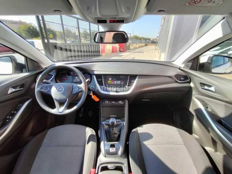 Opel Grandland X 1.5 CDTI 130 CV SELECTIVE 