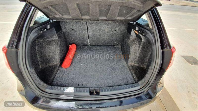 Seat Ibiza ST 1.6 TDI 105cv Sport DPF de 2011 con 249.800 Km por 4.990 EUR. en Murcia