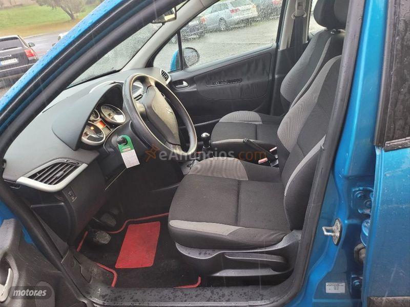 Peugeot 207 SW Confort 1.6 HDI 90 de 2009 con 245.630 Km por 4.000 EUR. en La Coruna
