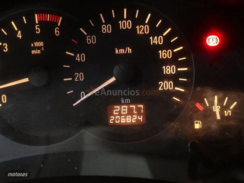 Opel Meriva Cosmo 1.7 CDTi de 2005 con 206.000 Km por 2.490 EUR. en Madrid